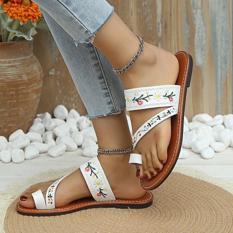 Casual Vacation Floral Embroidery Seam Toe Ring Slippers