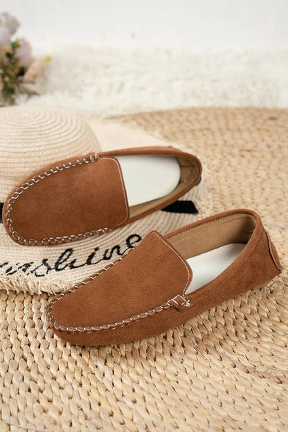 Stitch Detail Solid Color Round Toe Slip On Loafers